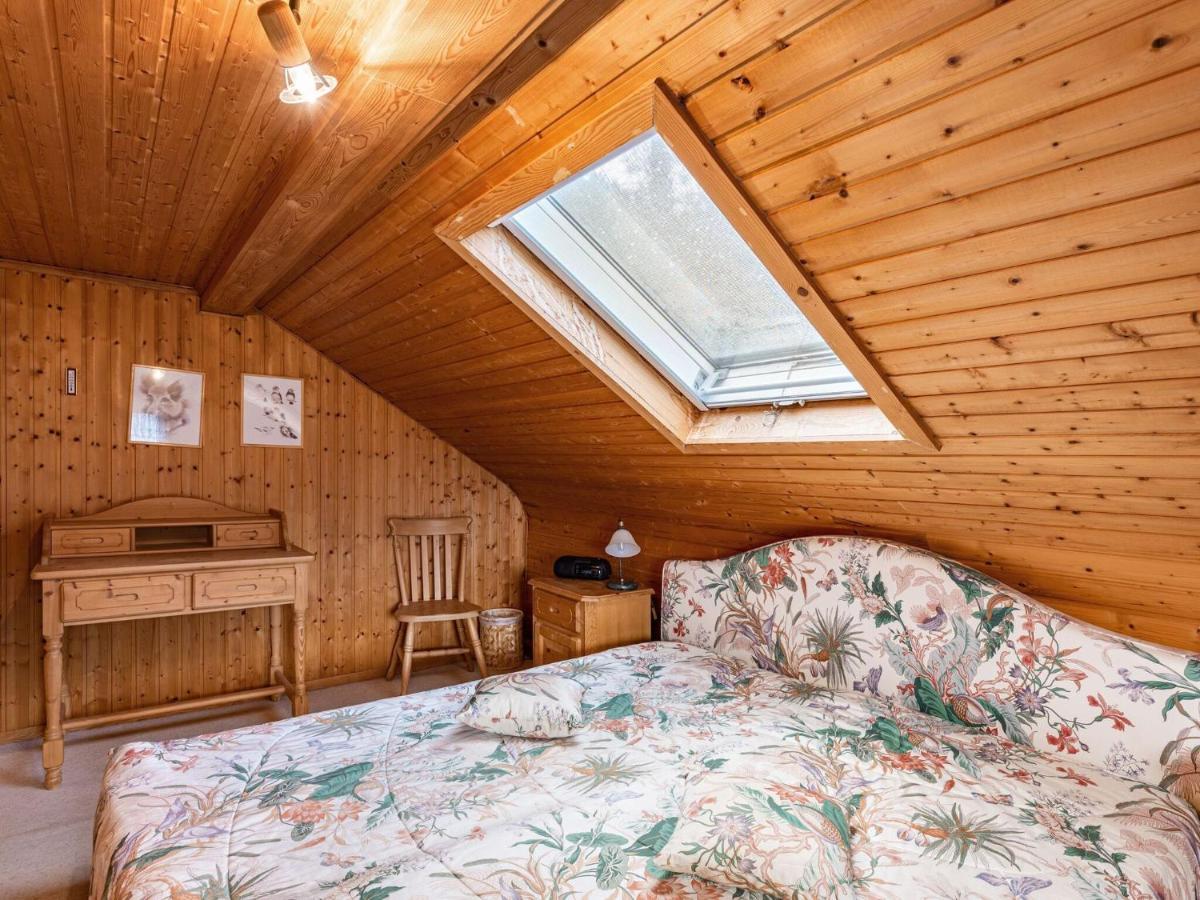 Majestic Holiday Home With Jacuzzi Unterschonau Exterior photo